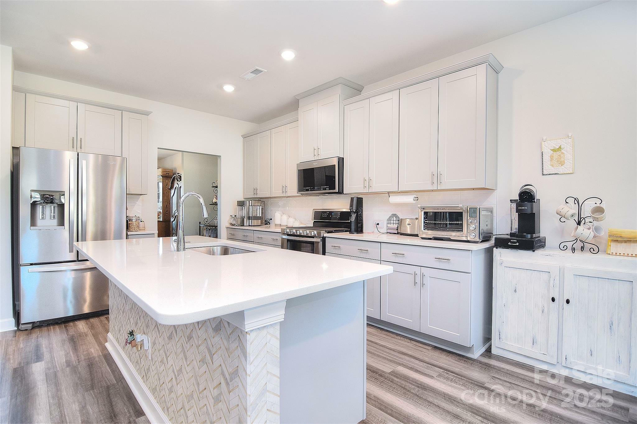 Property Photo: 11616 Solstice Way NC 28078