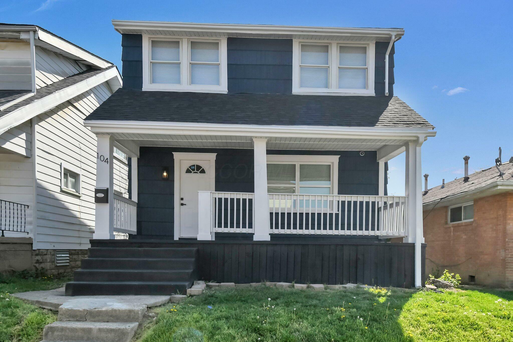 Property Photo: 104 S Warren Avenue OH 43204