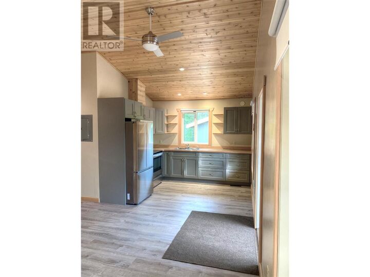 Property Photo: 5541 Ducksway Road BC V0G 2J0