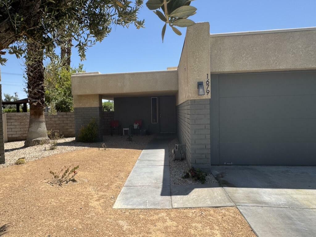 Property Photo:  1679 Sunflower Court N  CA 92262 