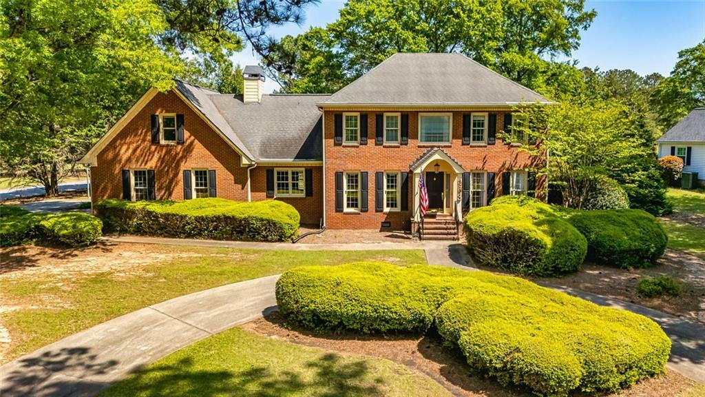 Property Photo: 403 Audubon Circle GA 30223