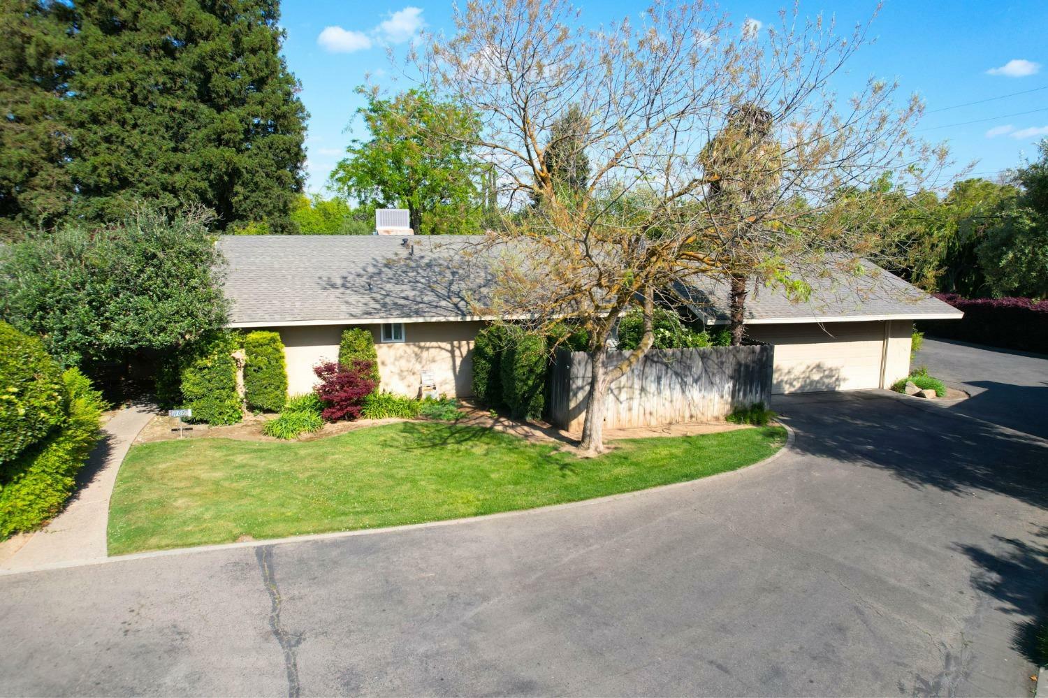 5740 N West Avenue 107  Fresno CA 93711 photo