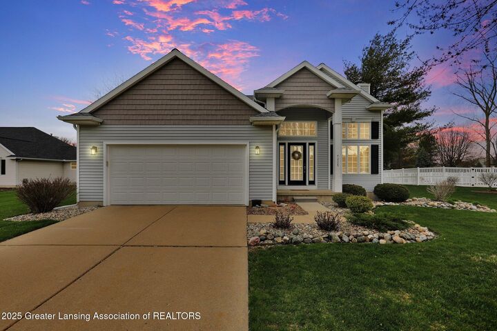 1225 Lavalle Court  St. Johns MI 48879 photo