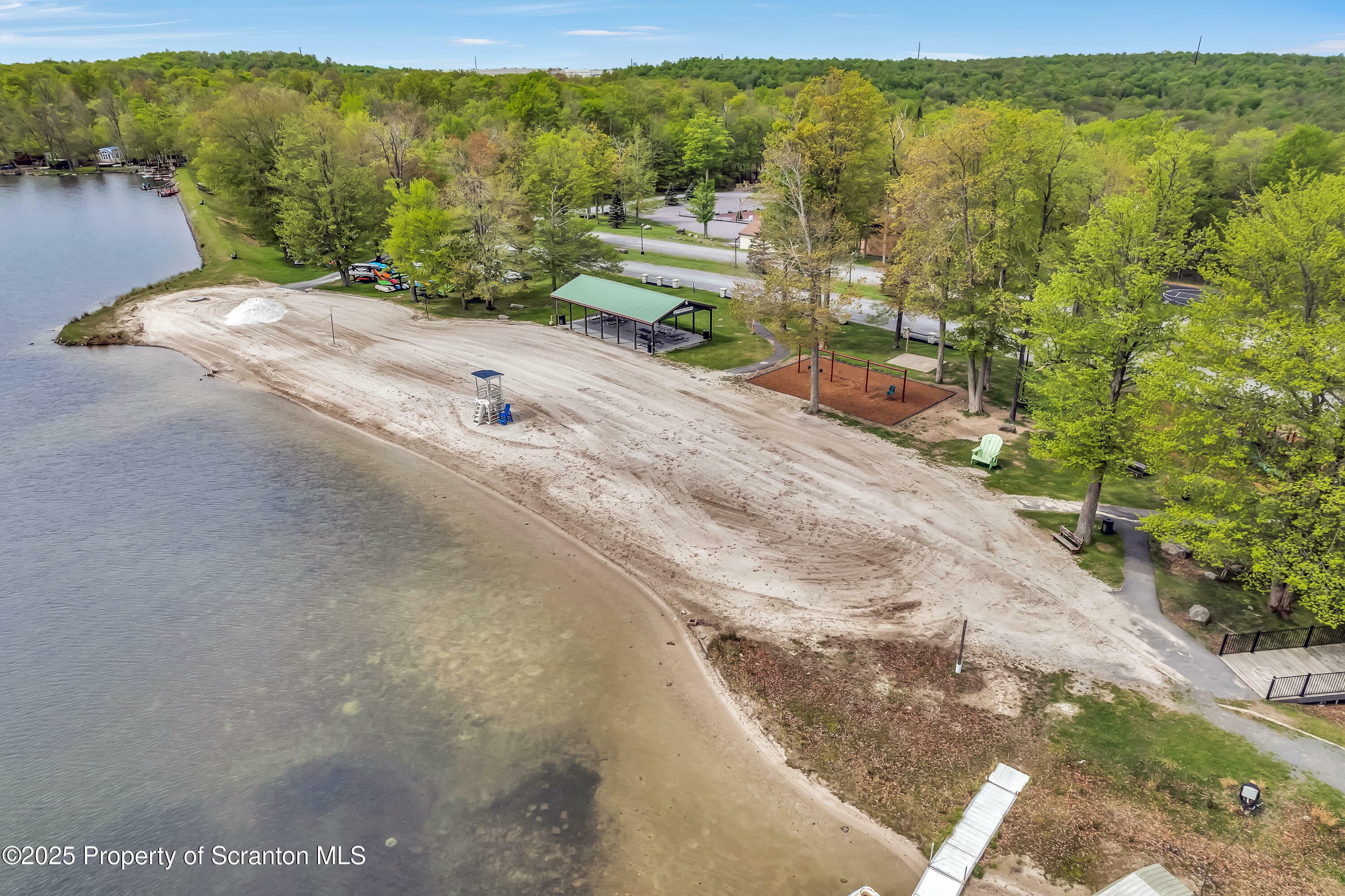 Property Photo: 101 Equestrian Trail PA 18424