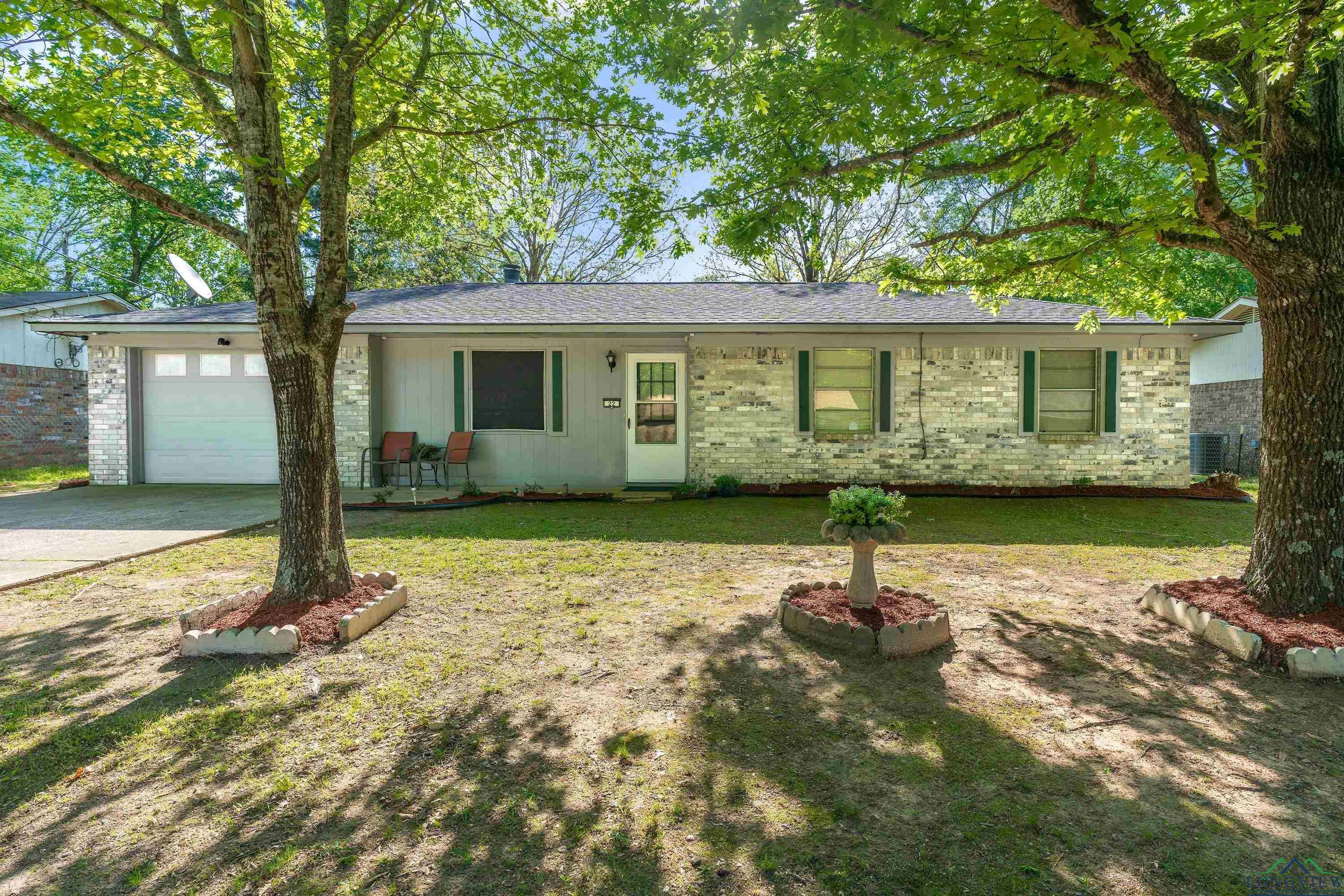 22 Melanie Court  Longview TX 75603 photo