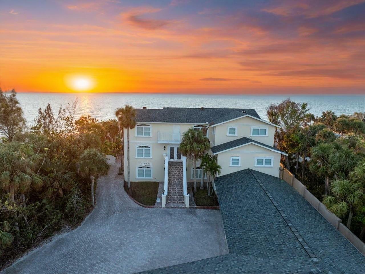 Property Photo:  8030 Manasota Key Road  FL 34223 