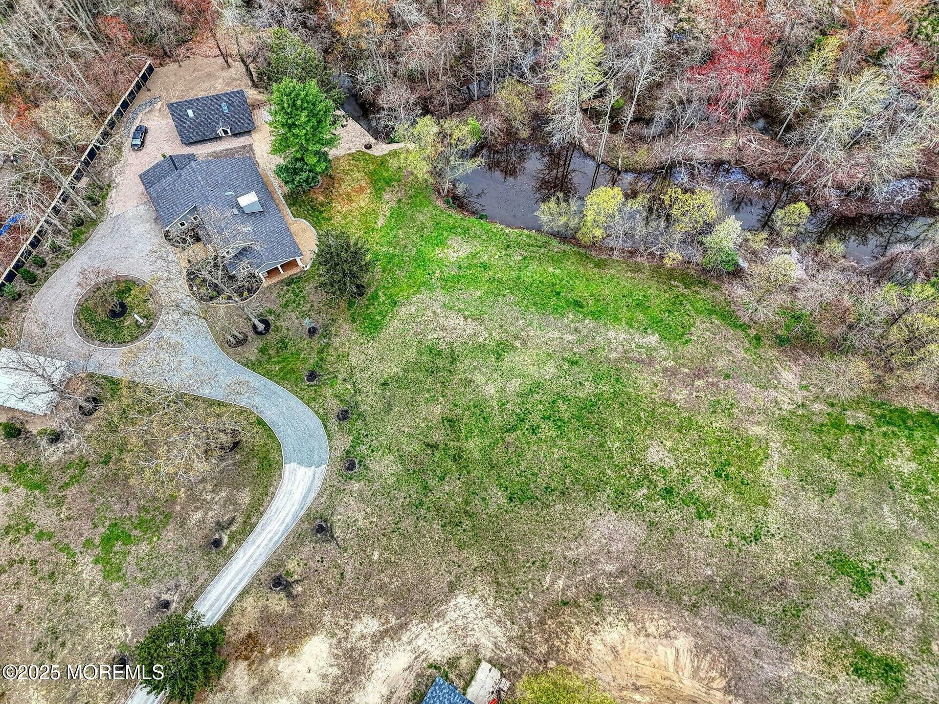 900 Fort Plains Road  Howell NJ 07731 photo