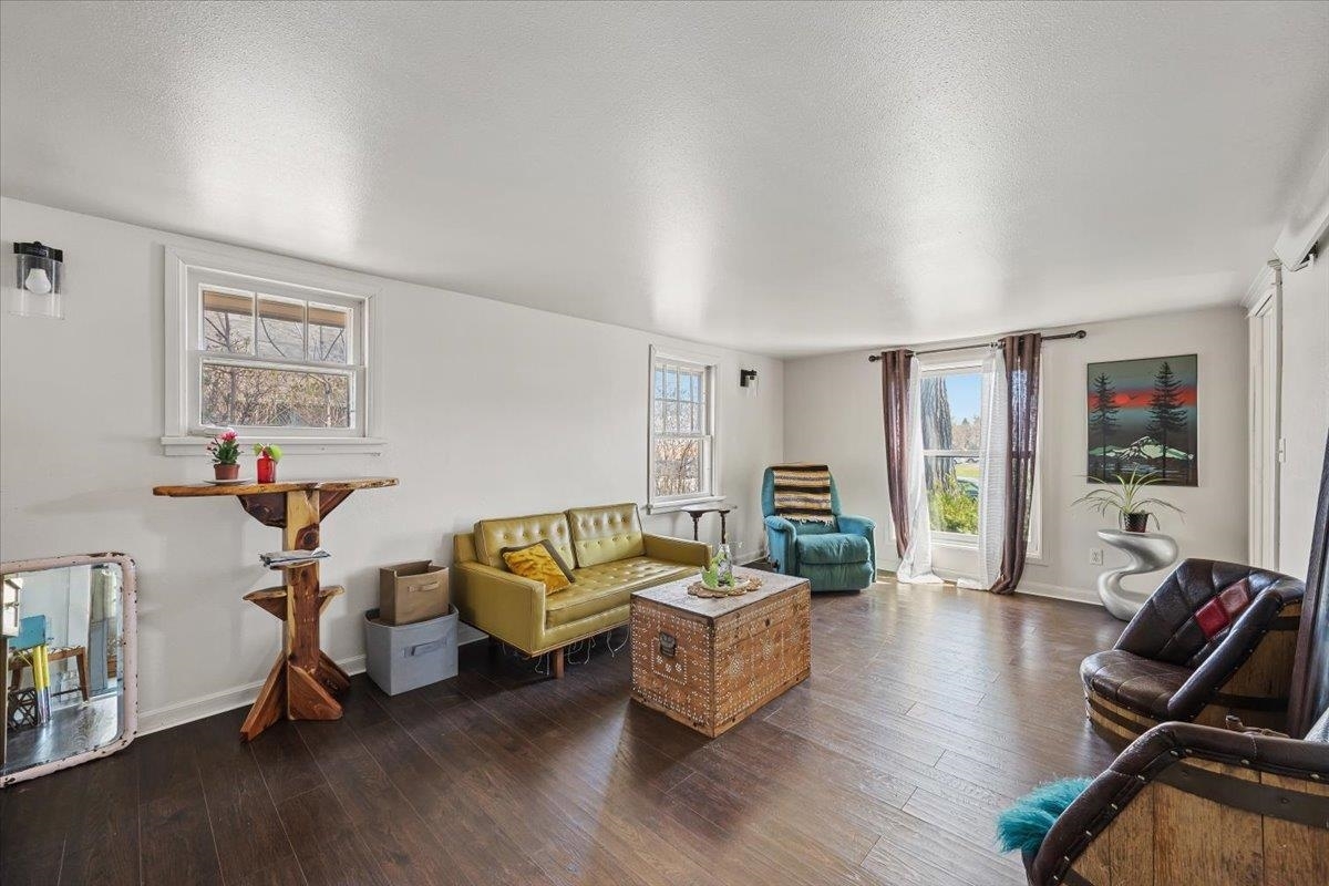 Property Photo: 1547 3rd Street SD 57785