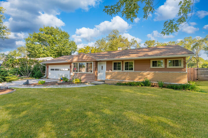 Property Photo: 435 Douglas Road IL 60510