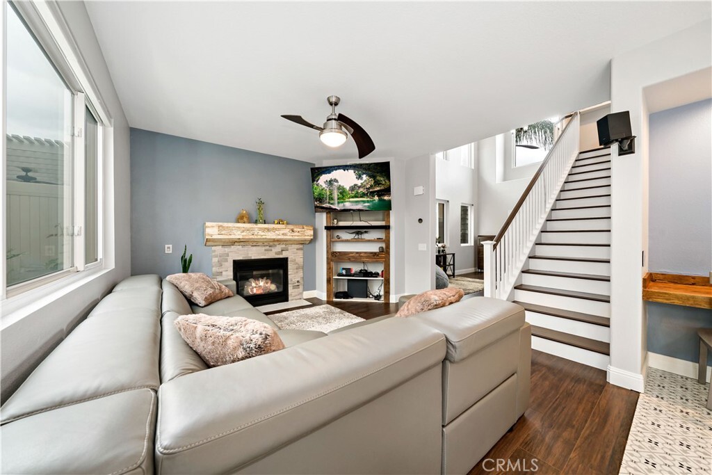 Property Photo: 42038 Acacia Way CA 92591