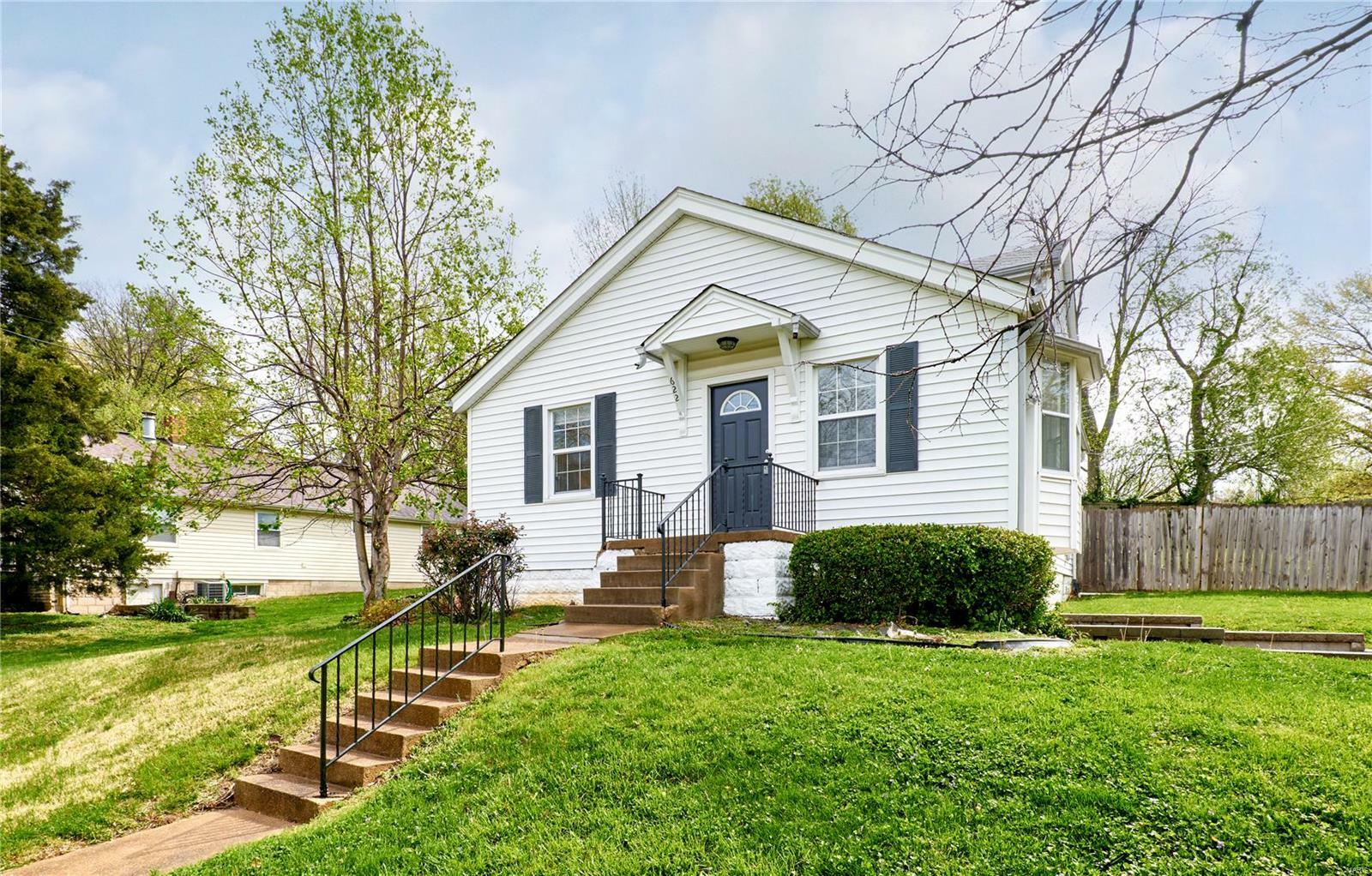 Property Photo: 622 Edna Avenue MO 63122