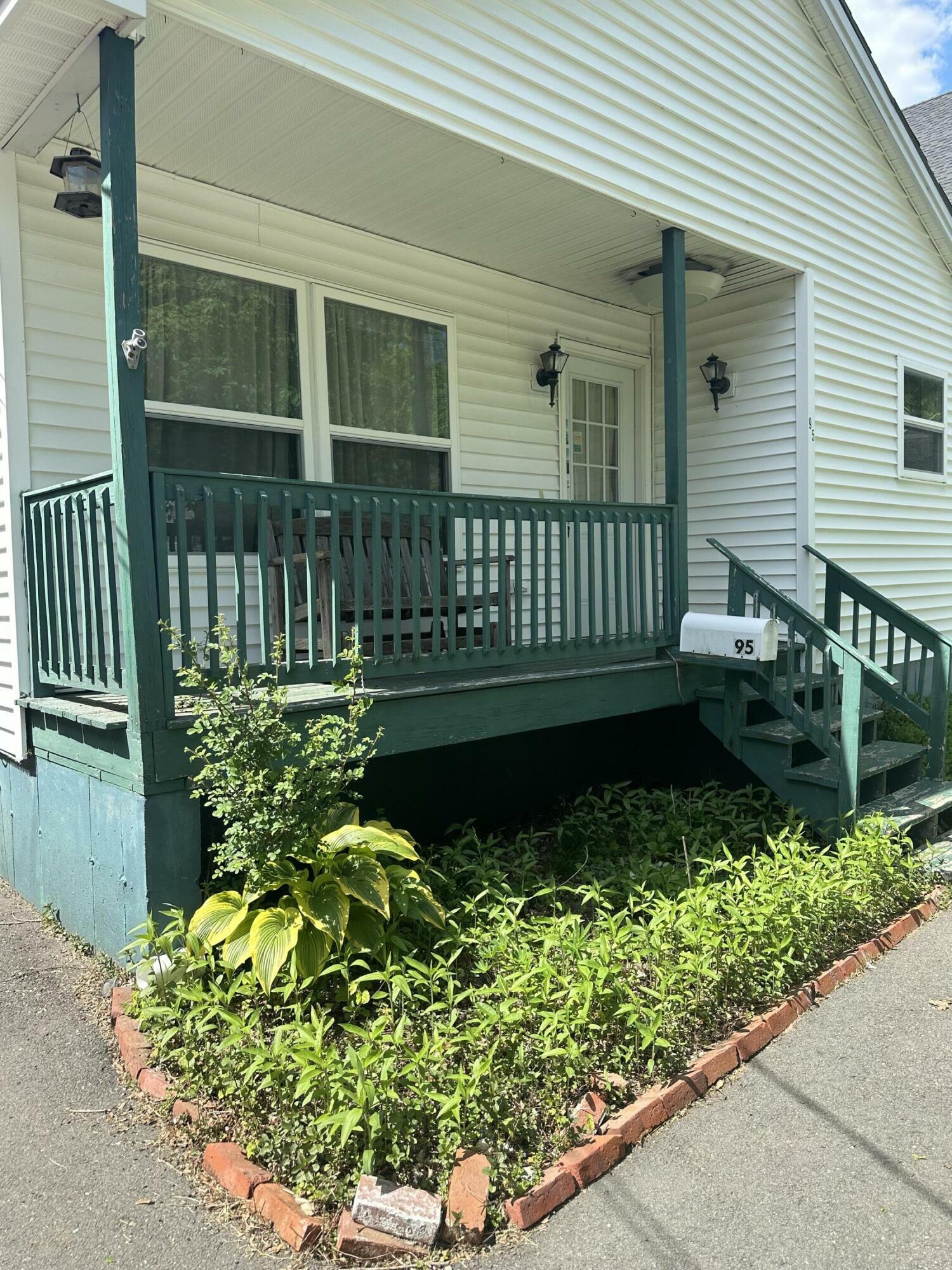 Property Photo:  95 Sanford Street Street  ME 04401 