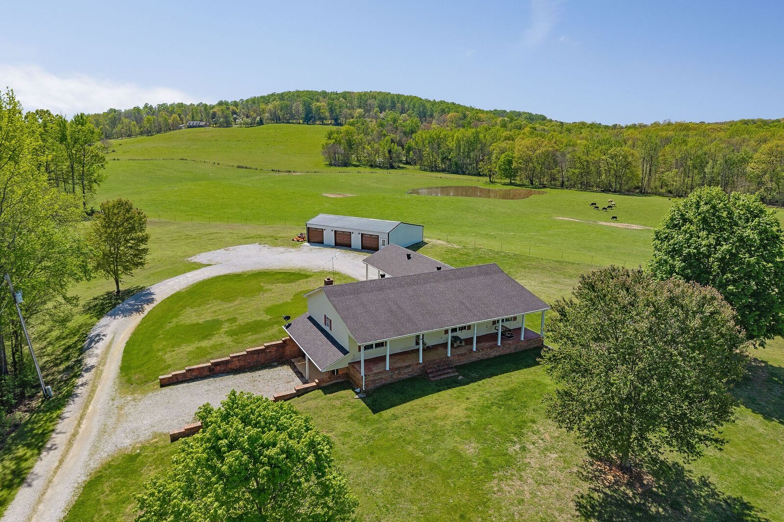 Property Photo:  170 Champagne Ln  TN 38581 