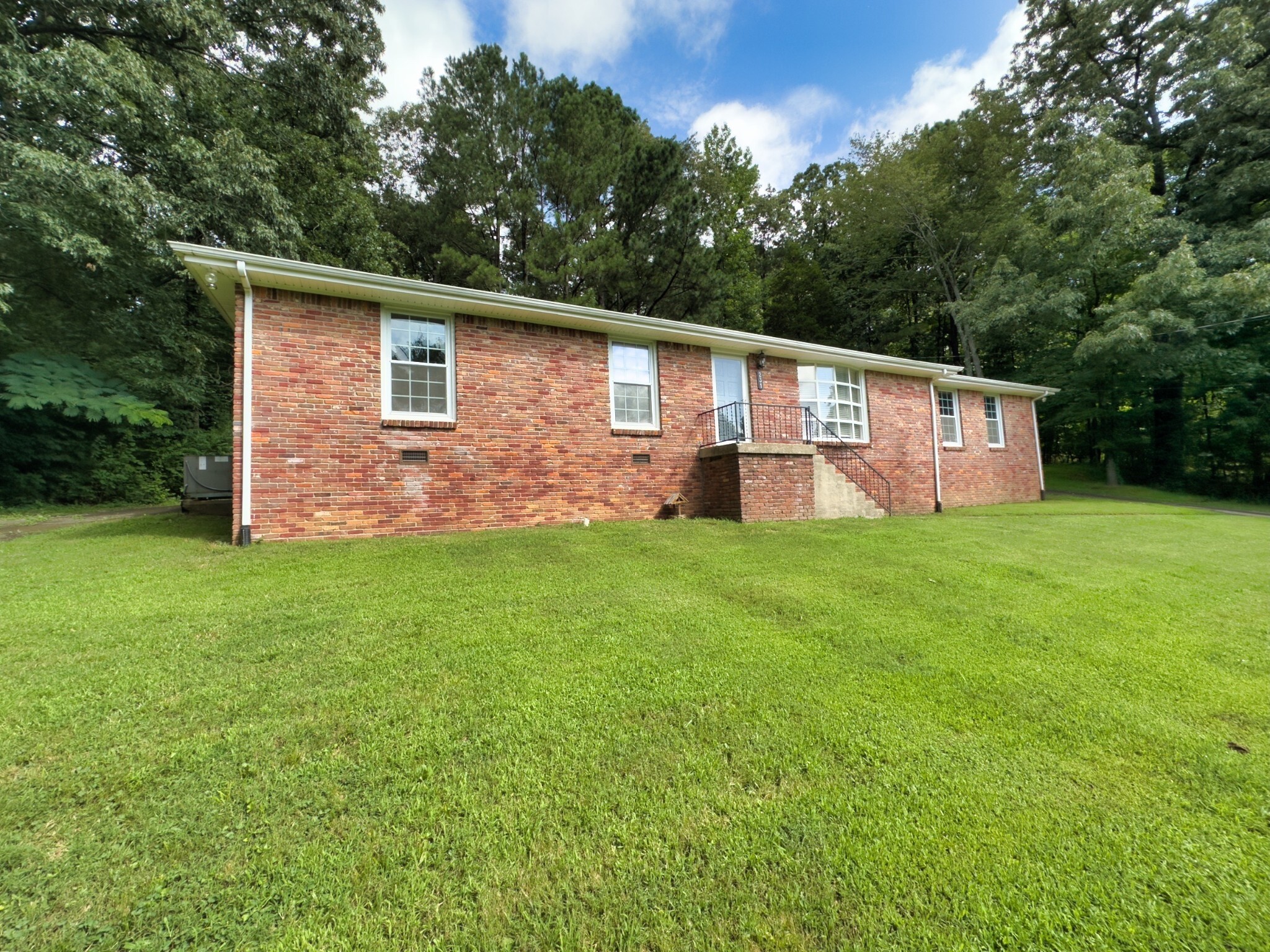 Property Photo:  231 Valley View Rd  TN 37058 