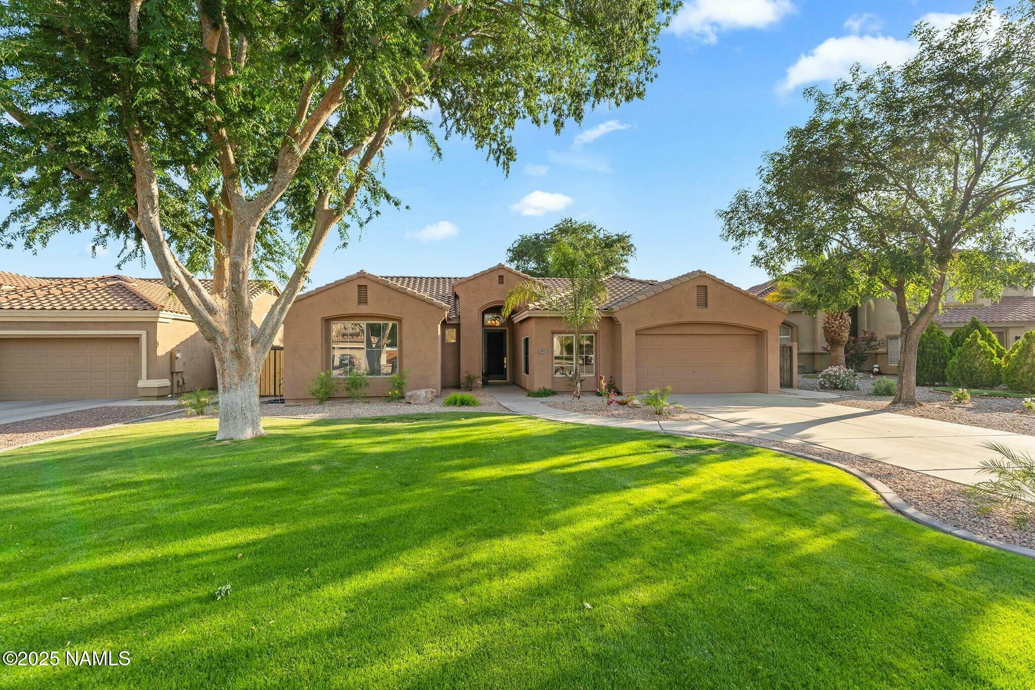 Property Photo: 441 E Palo Brea Court AZ 85296