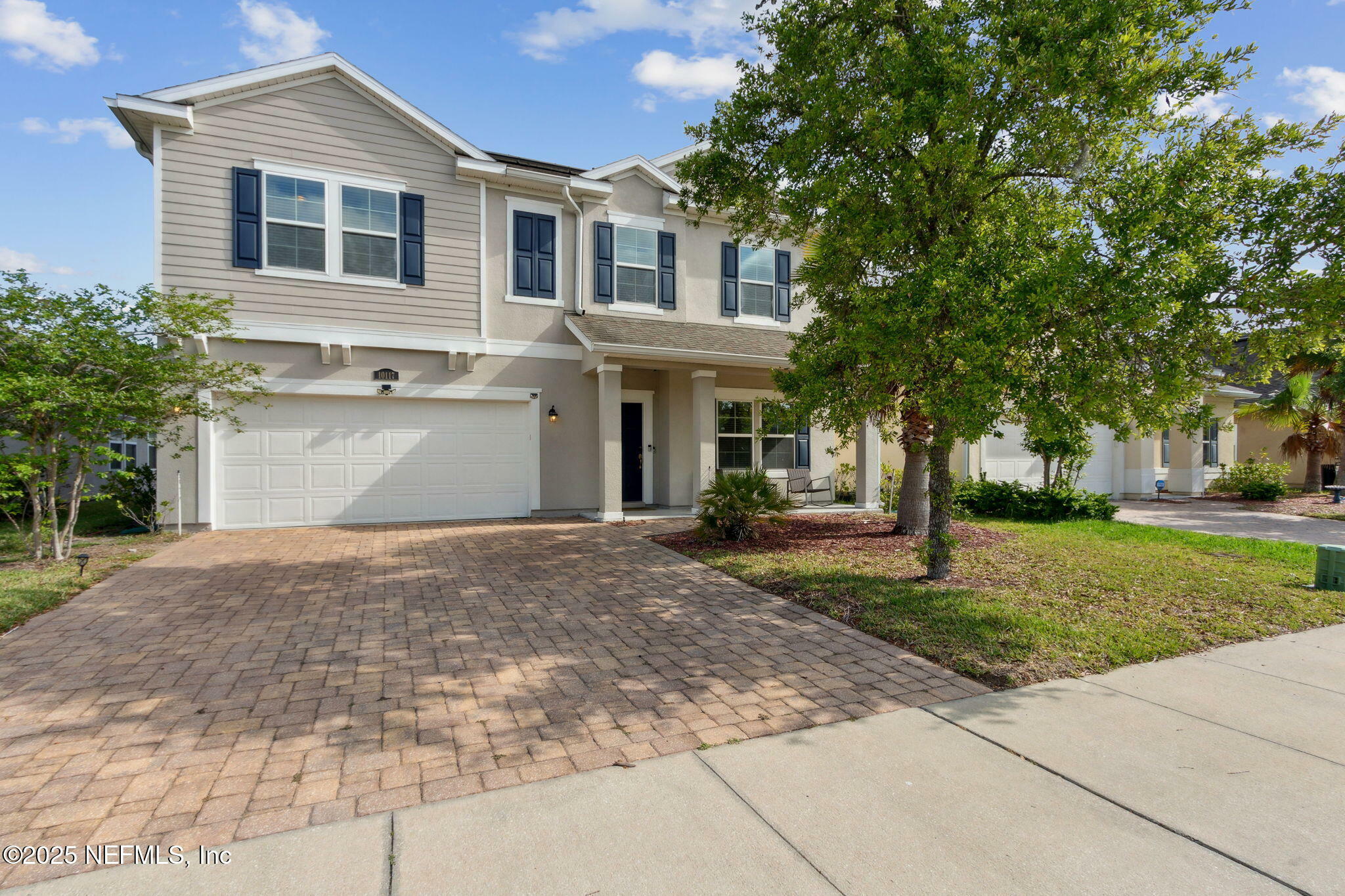 Property Photo: 10117 Bedford Lakes Court FL 32222
