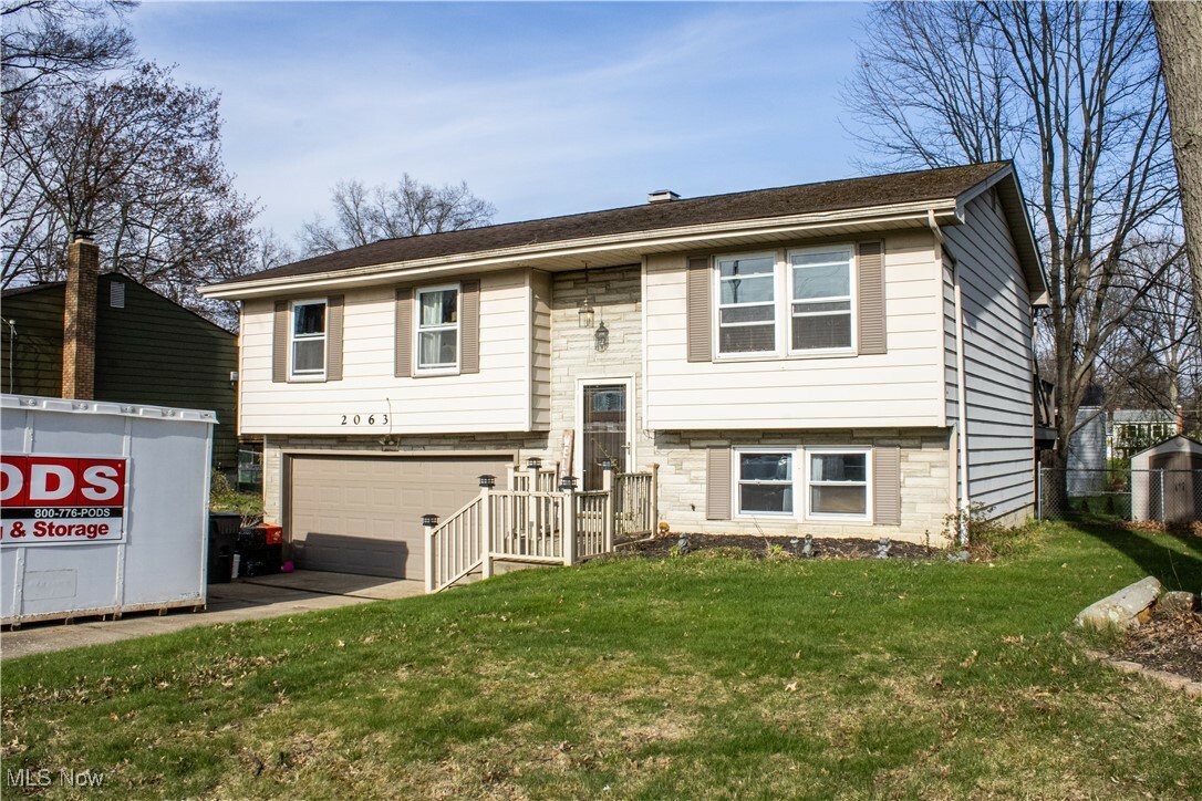 2063 Woodland Trace  Youngstown OH 44515 photo