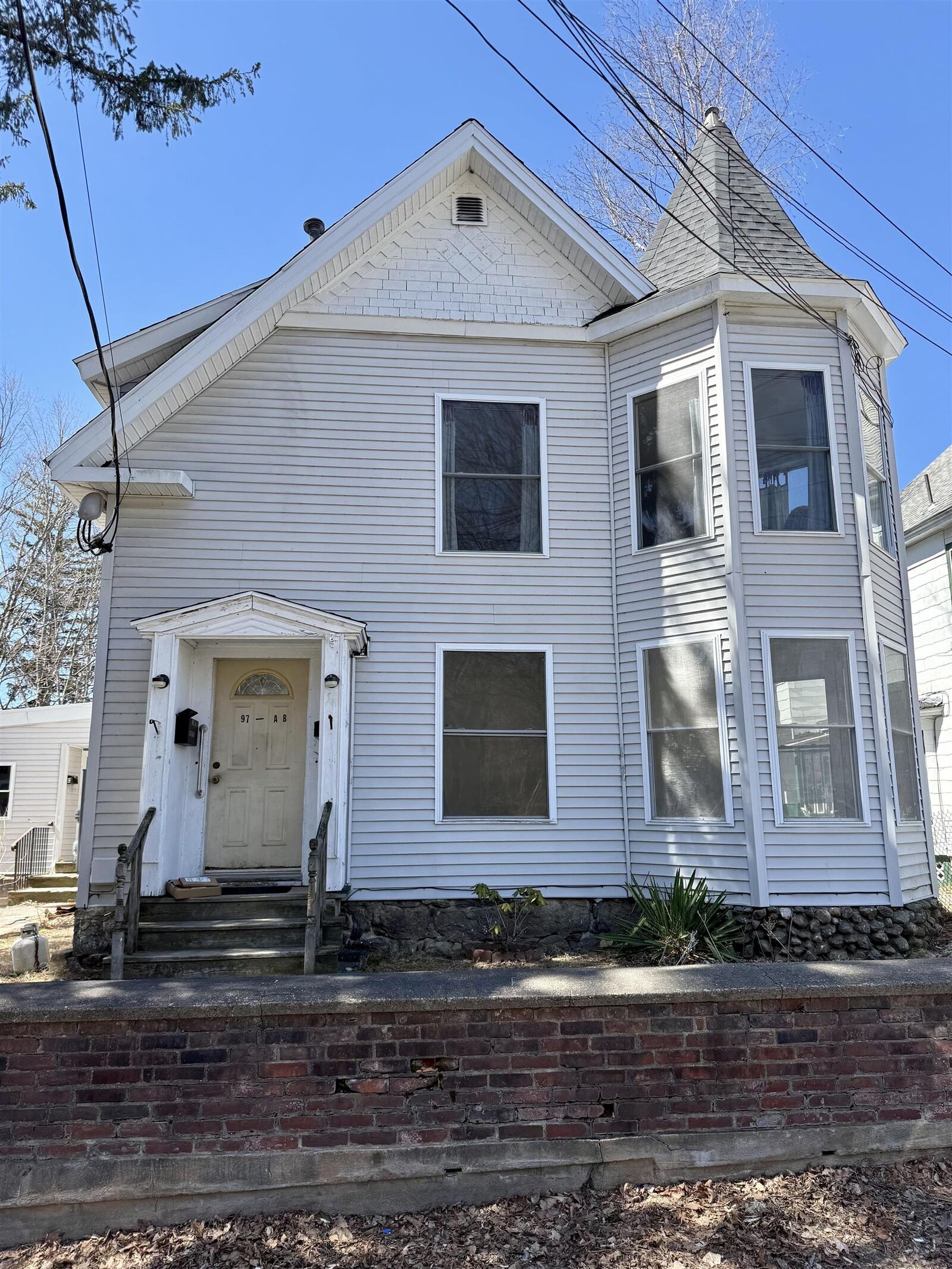 Property Photo:  97 Franklin Street  NH 03235 