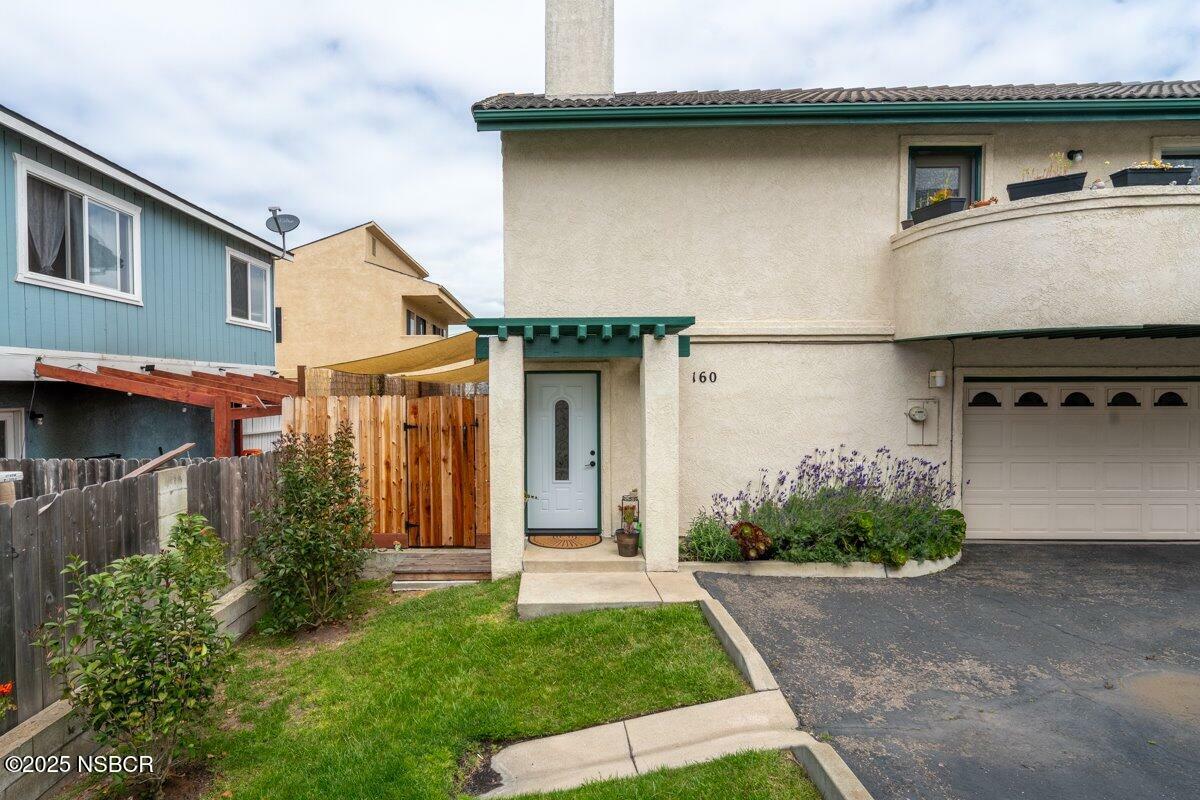 Property Photo:  160 S 6th Street  CA 93433 