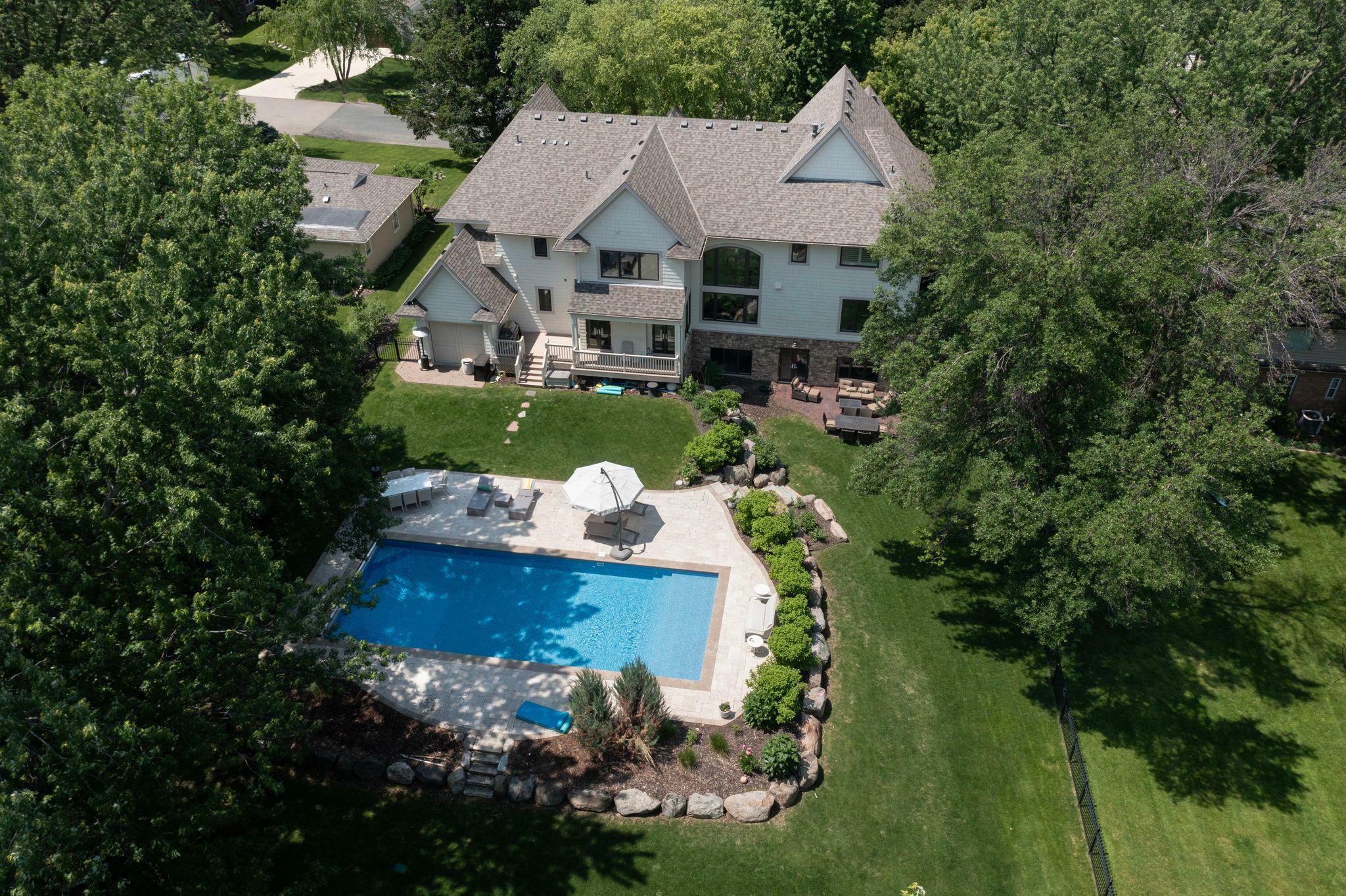Property Photo: 4913 W Sunnyslope Road MN 55424