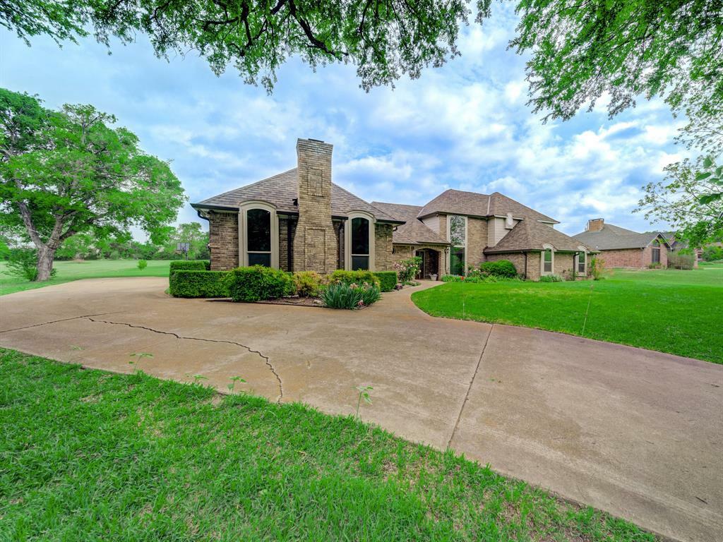 Property Photo: 907 Red Oak Creek Drive TX 75154