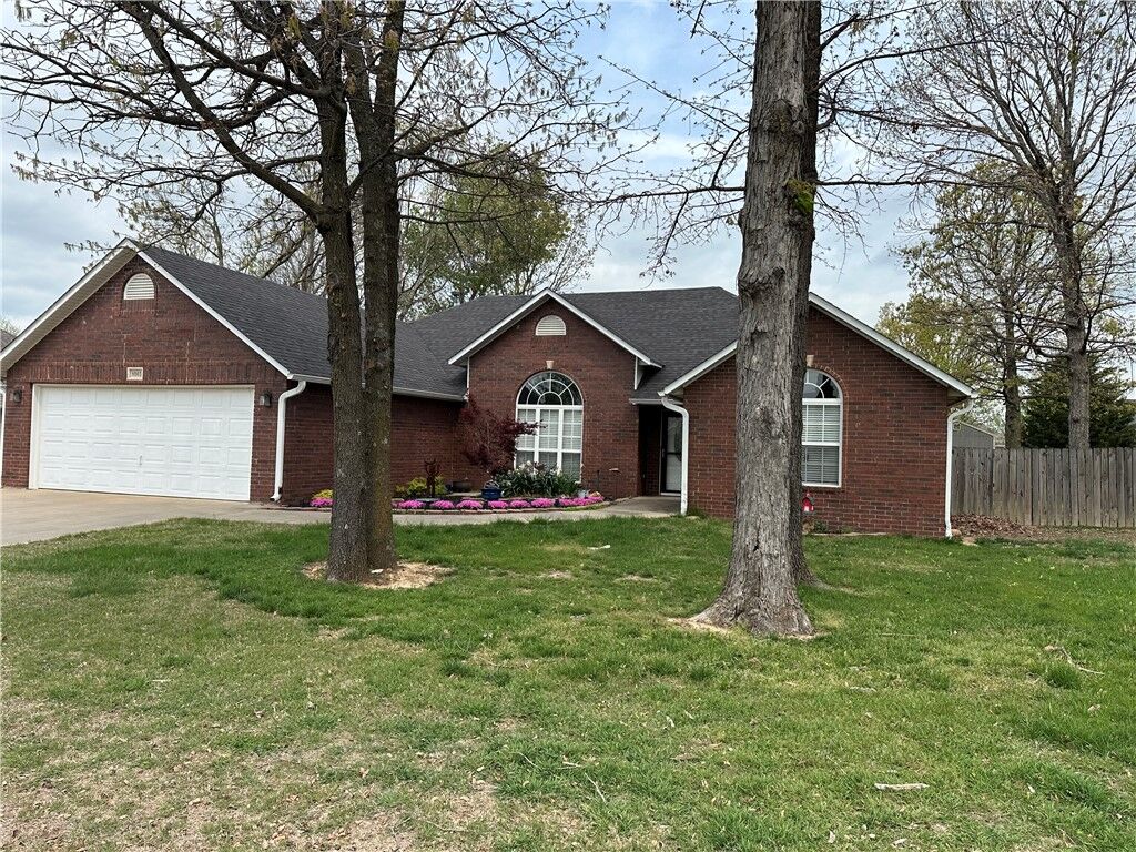 Property Photo:  8003 David Drive  AR 72761 