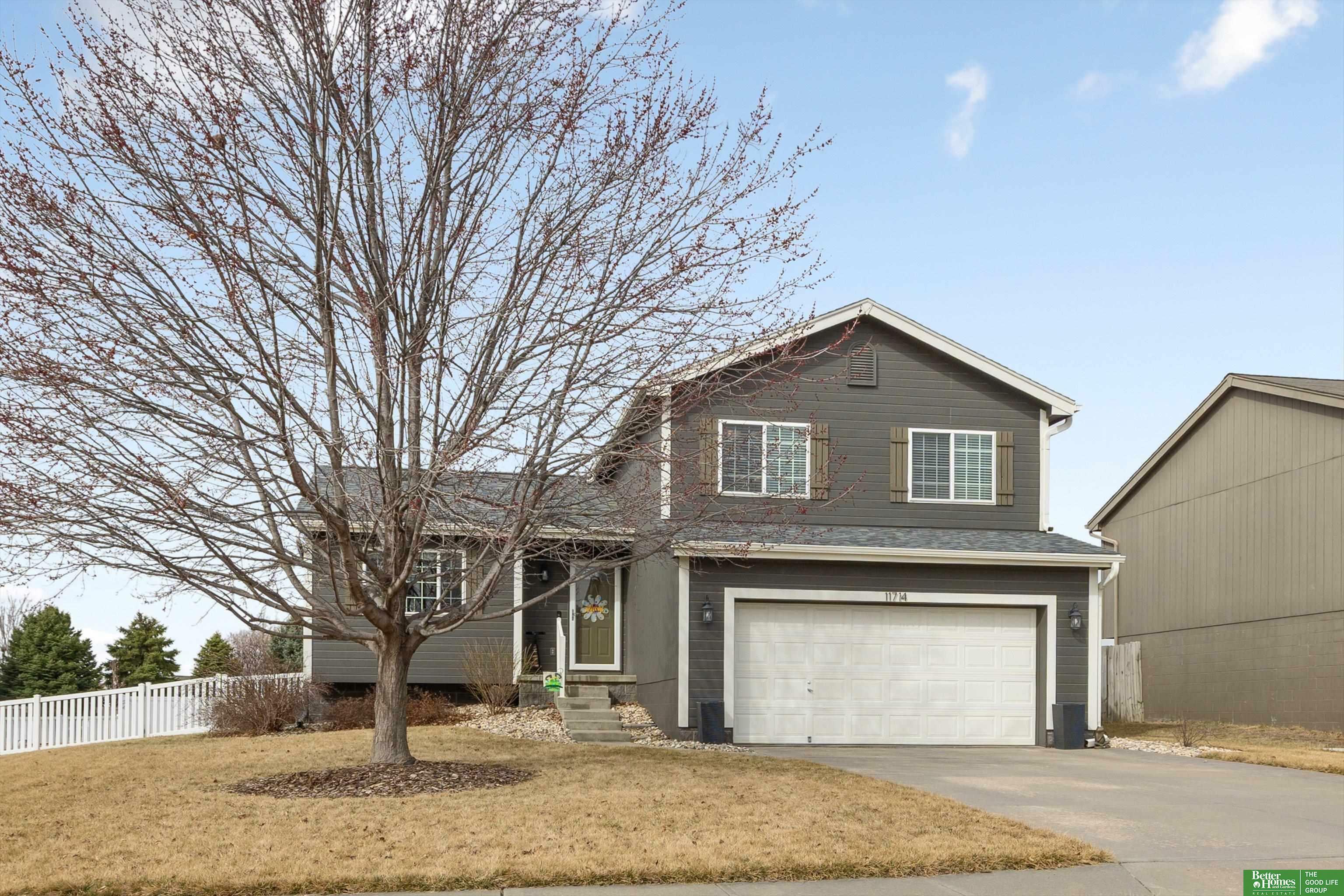 Property Photo: 11714 S 209th Avenue NE 68028