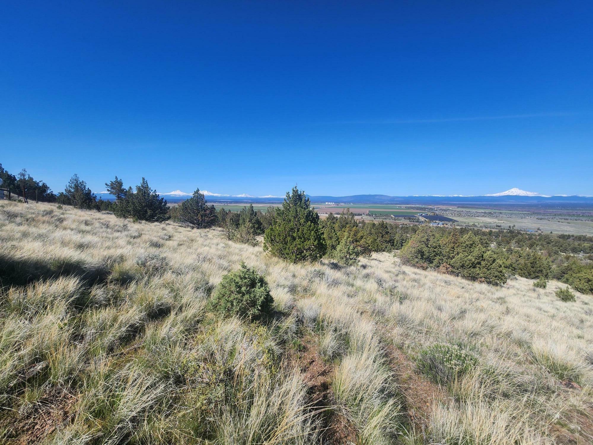 Property Photo: 2000 SW Mintken Lane OR 97734