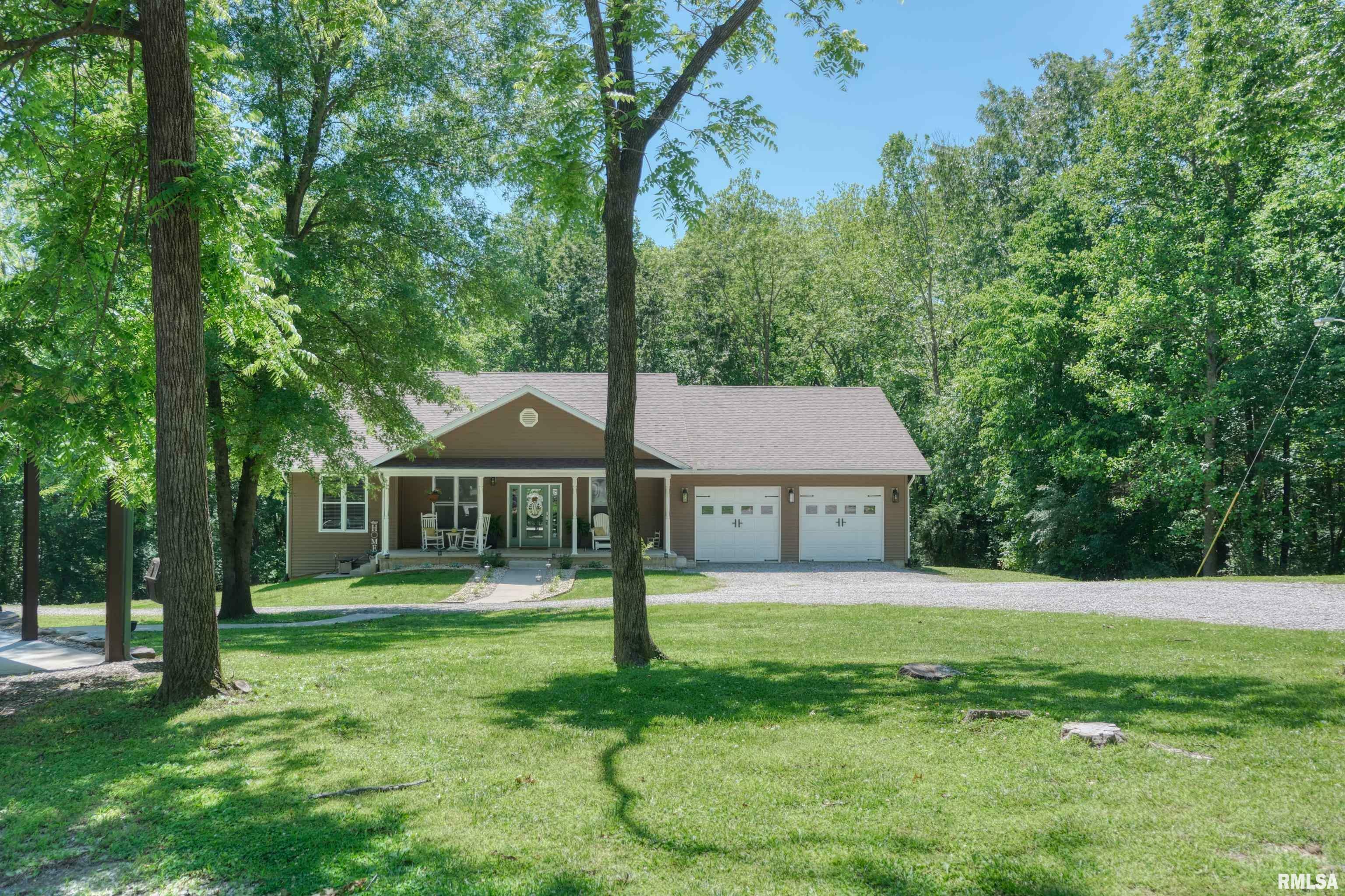 Property Photo: 11 Glasford Road IL 62966