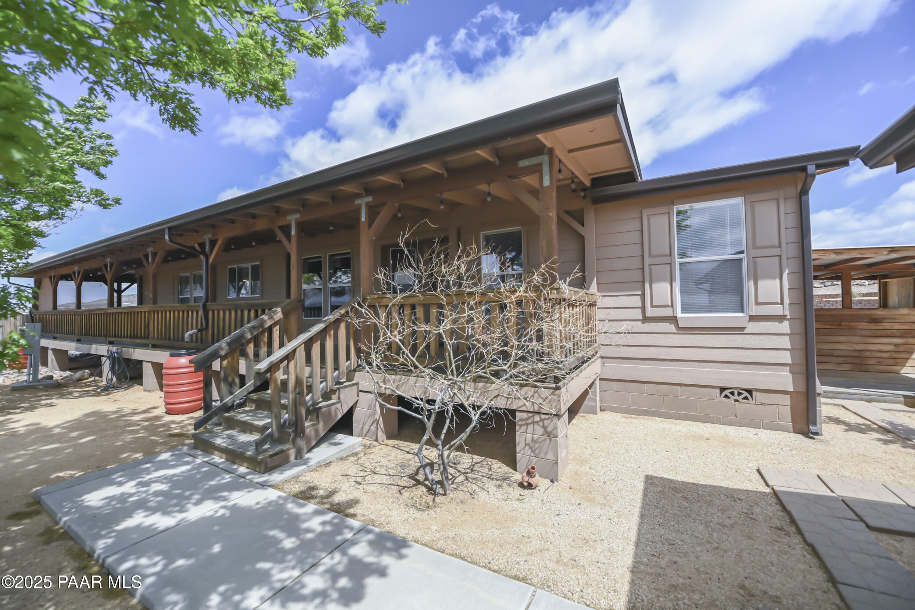 Property Photo:  17985 Hunters Lane  AZ 86327 