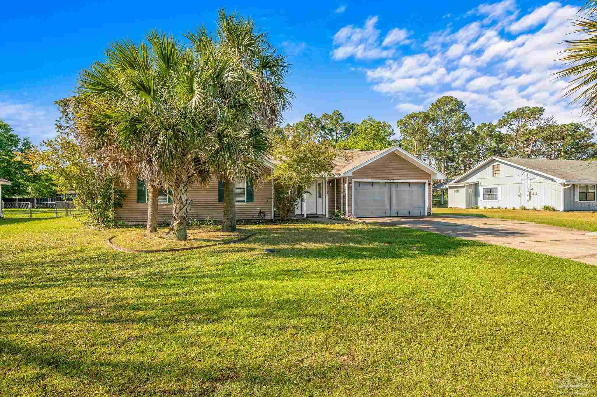 Property Photo:  6859 Liberty St  FL 32566 