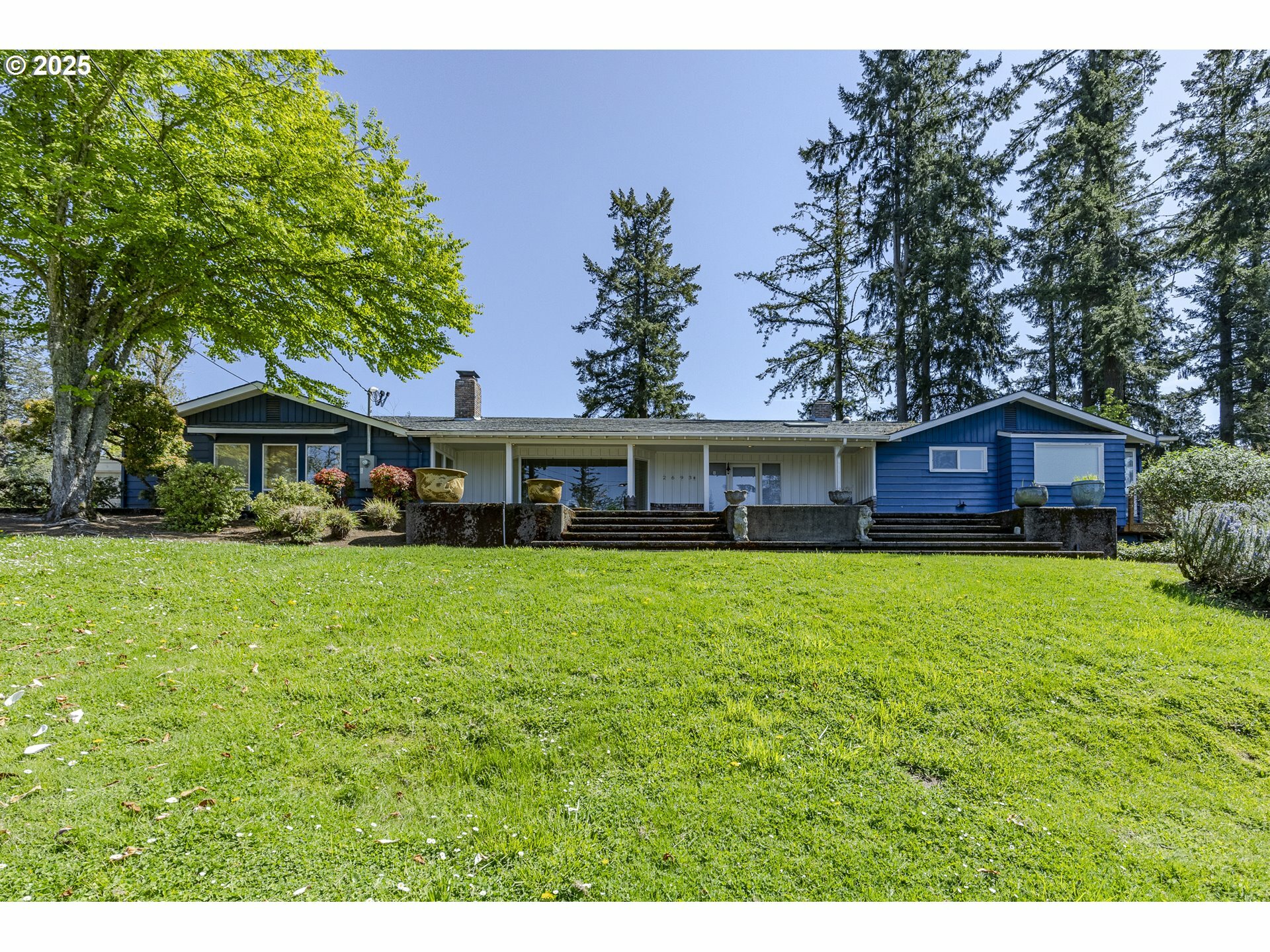 Property Photo:  2693 Cupola Dr  OR 97403 