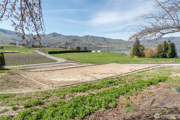 Property Photo:  204  Lord Acres Road  WA 98816 