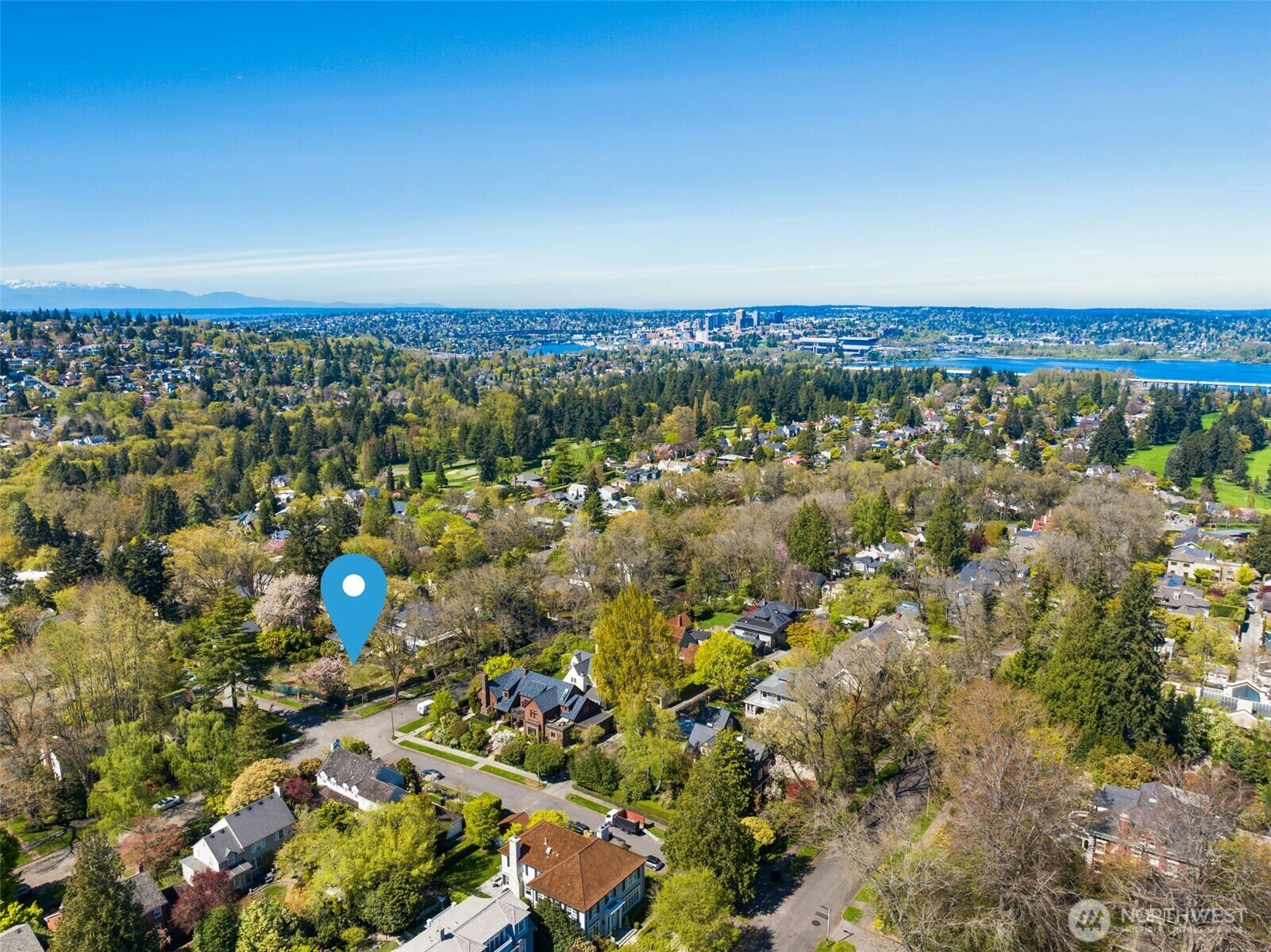 Property Photo: 803 34th Avenue E WA 98112