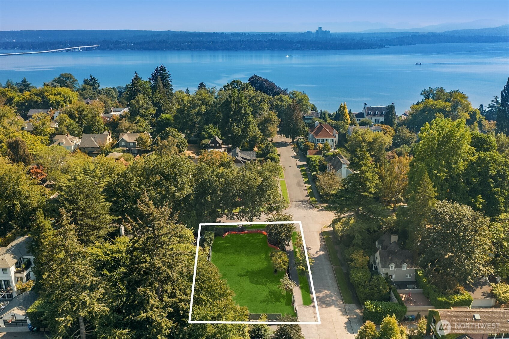 Property Photo: 803 34th Avenue E WA 98112