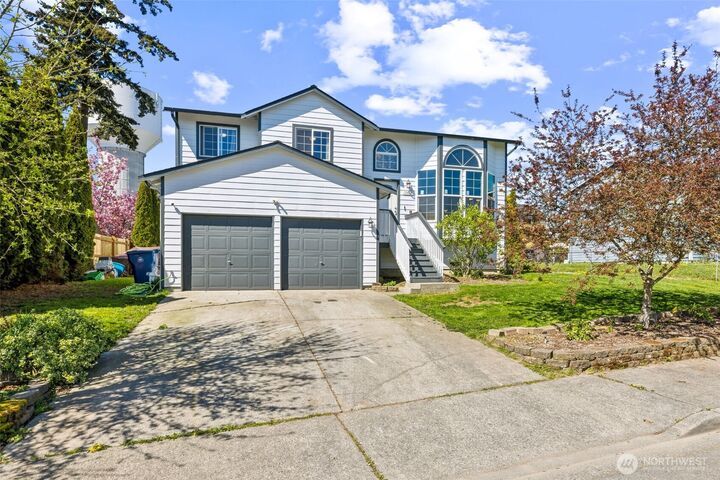 Property Photo: 27828 74th Avenue NW WA 98292