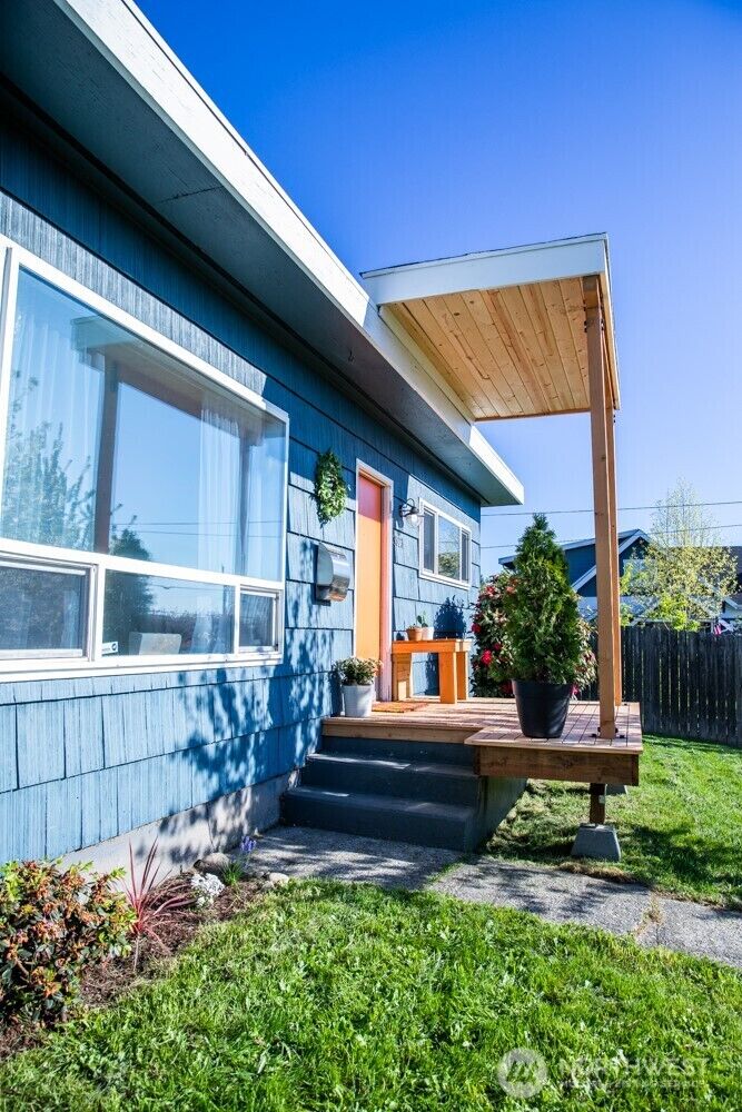 Property Photo:  3523 S Ash Street  WA 98418 