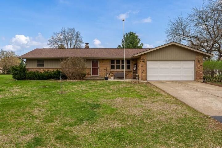 3824 Valerie Road  Roscoe IL 61073 photo