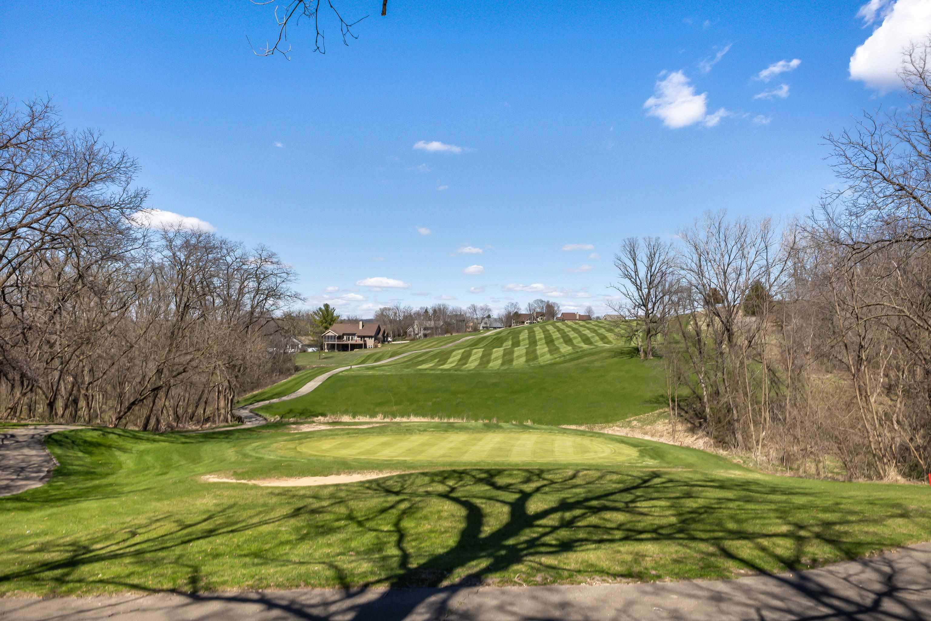 Property Photo: 23 Valleywood Lane IL 61036