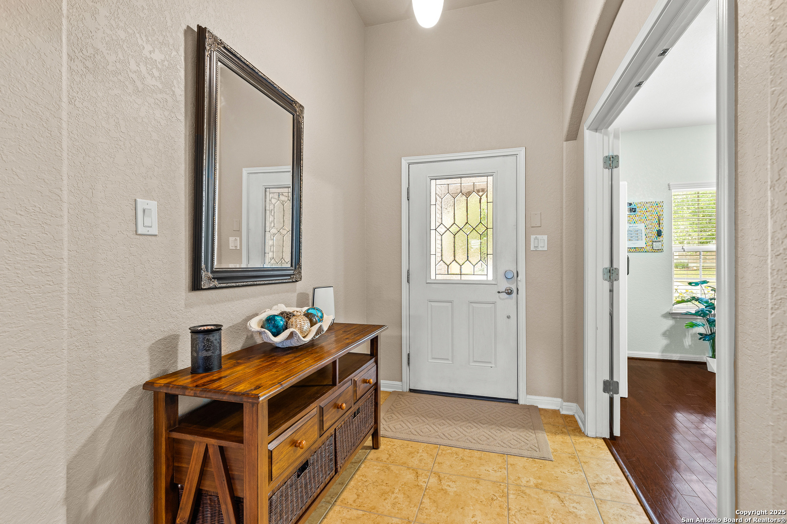 Property Photo: 917 Miraflores TX 78108