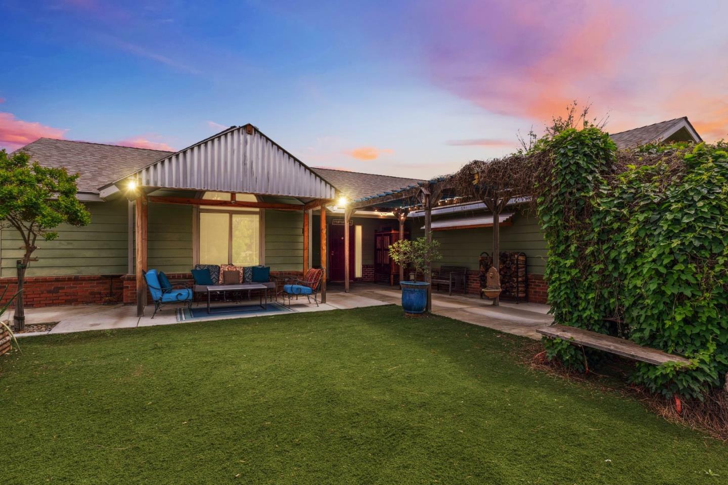 Property Photo: 16253 Anaconda Road CA 93636