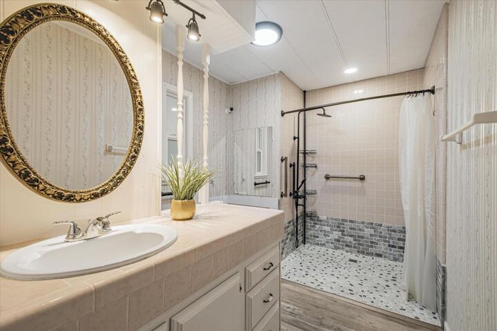 Property Photo: 270 Hames Road 28 CA 95076