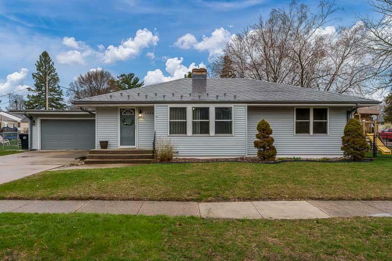 1638 Campus Drive  Beloit WI 53511 photo