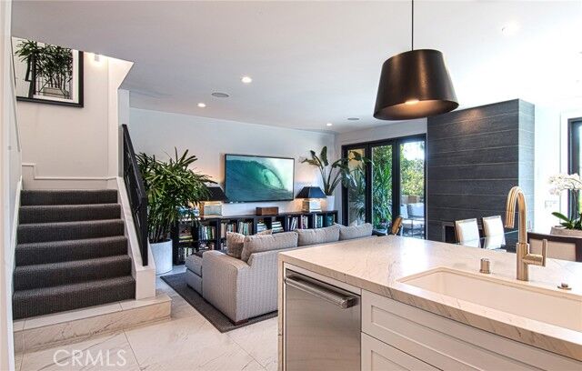 Property Photo: 1011 Muirfield Drive CA 92660