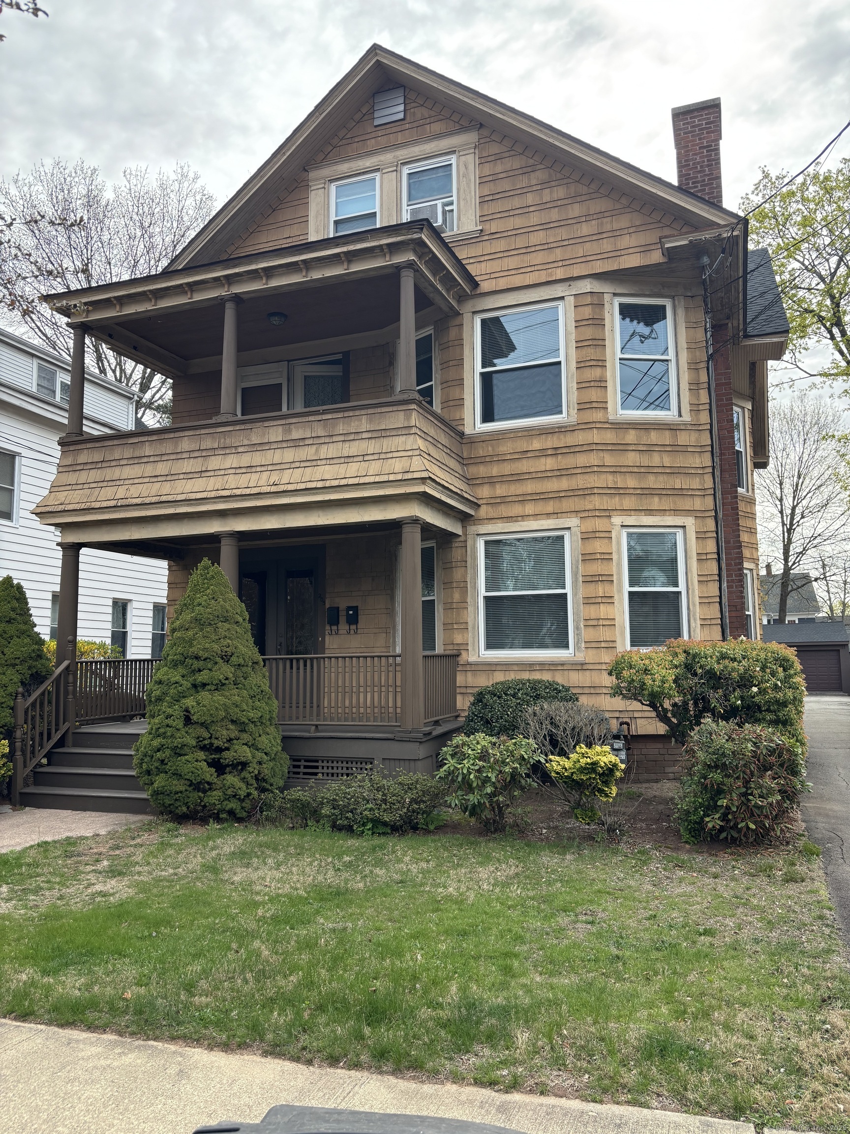 Property Photo: 205 Alden Avenue CT 06515