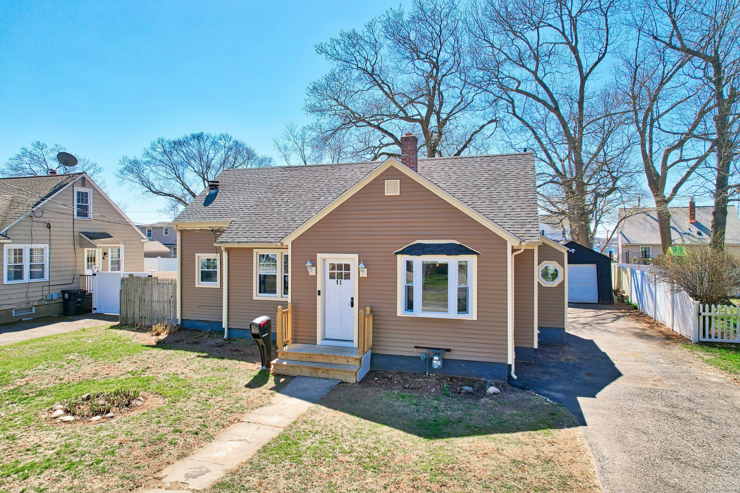 Property Photo: 11 Kohary Drive CT 06460