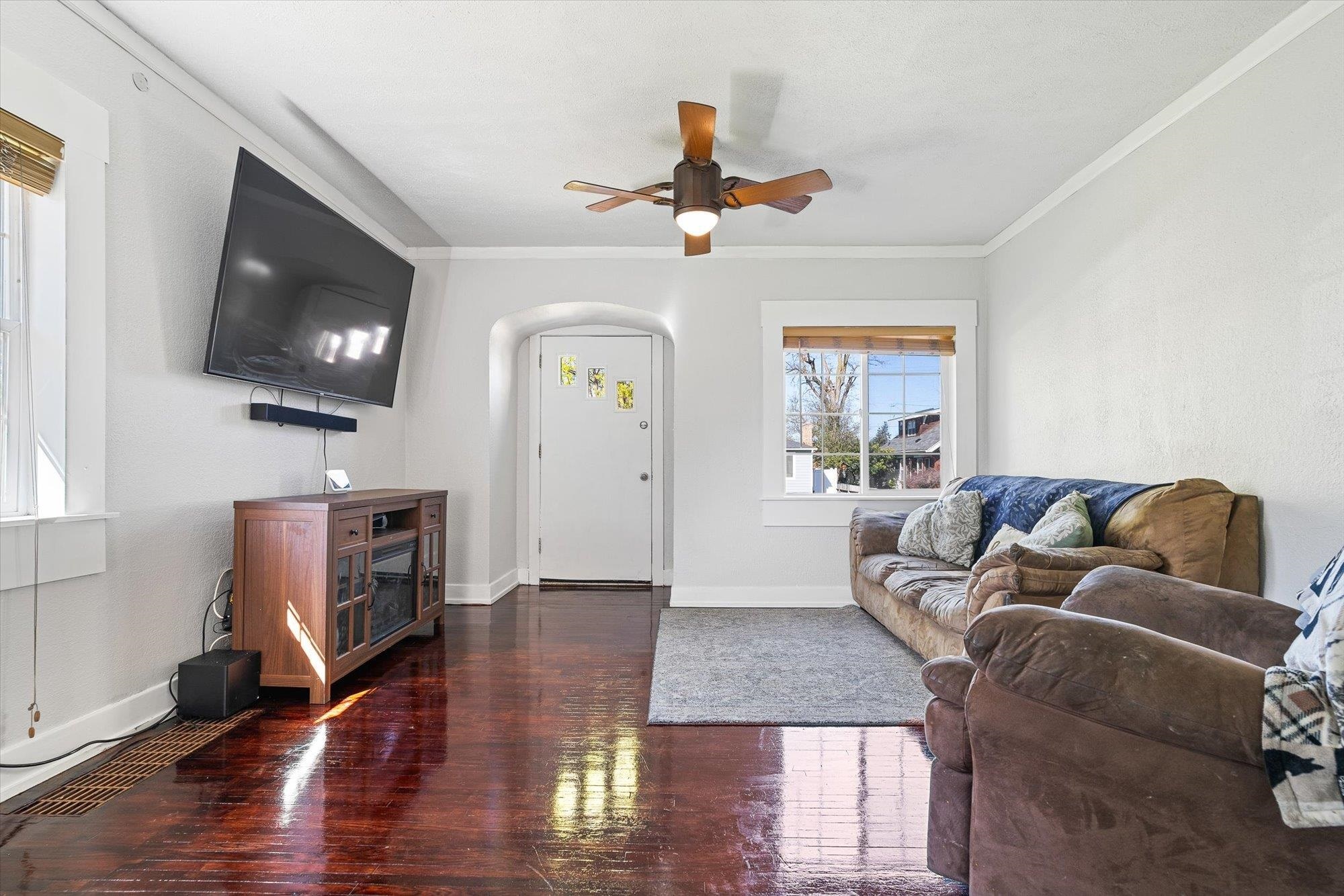 Property Photo: 4708 N Cedar St WA 99205
