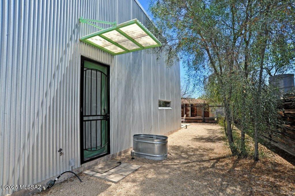Property Photo: 1030 E 17th Street AZ 85719