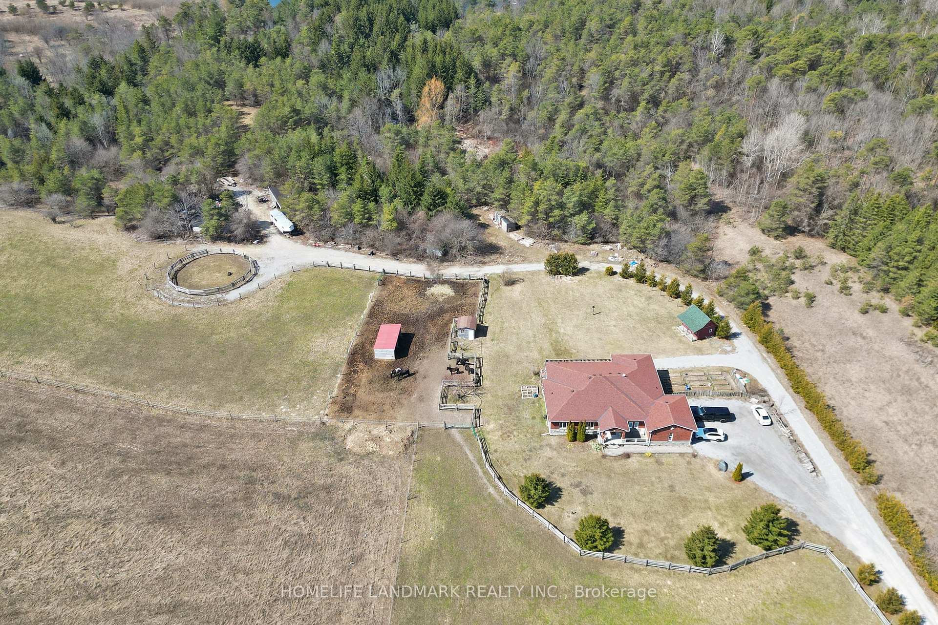 Property Photo: 3668 Harmony Road W ON L1H 8L7