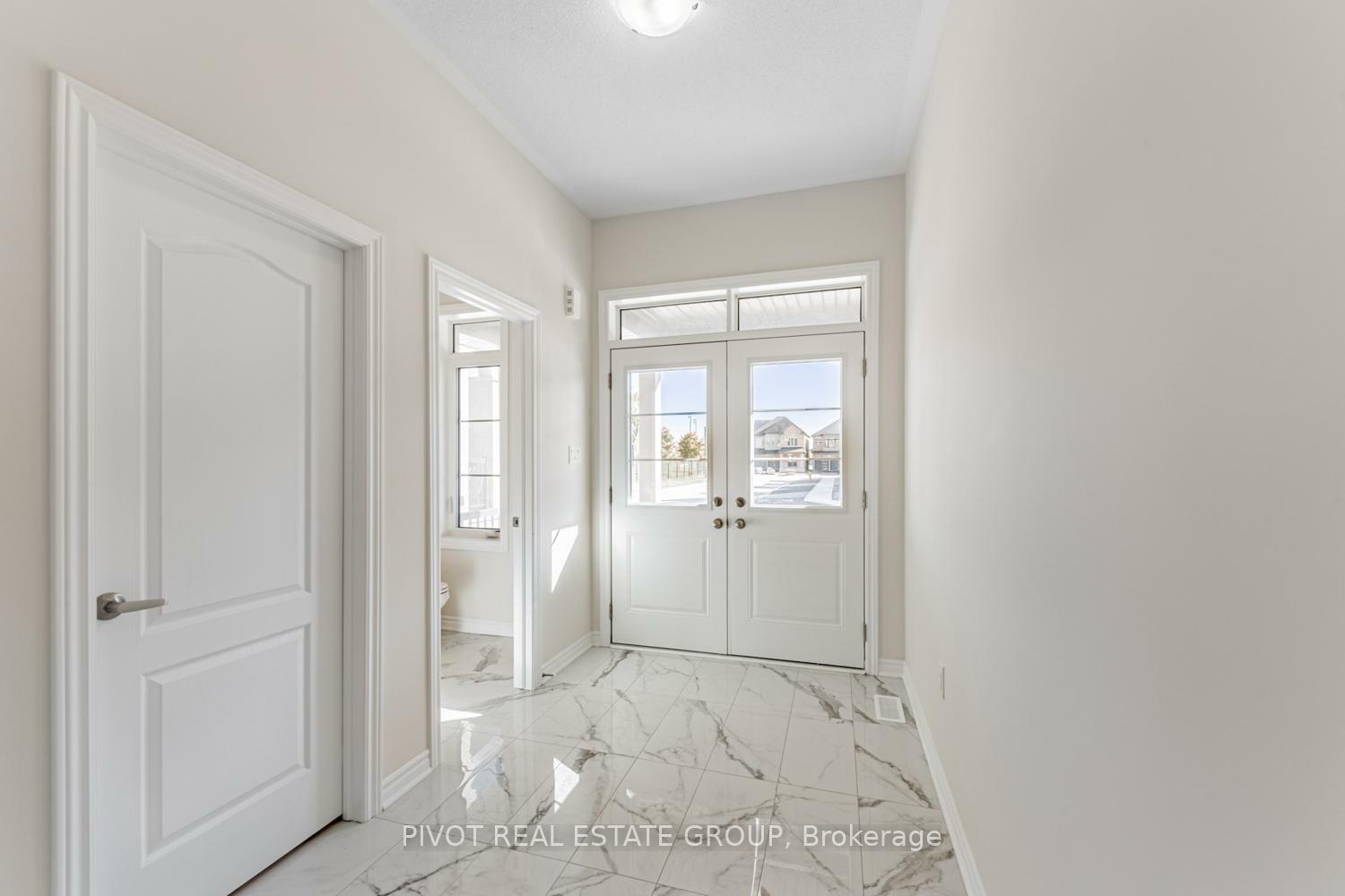Property Photo: 16 Waterfront Crescent ON L1N 0M9